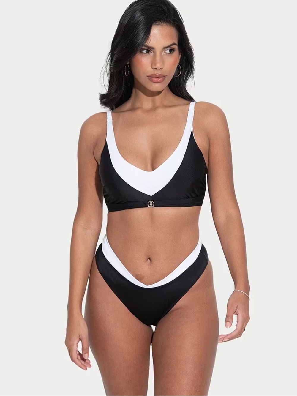 🔥🔥POUR MOI Fifth Avenue V-Cut Bikini Bottom and top set in Black / White